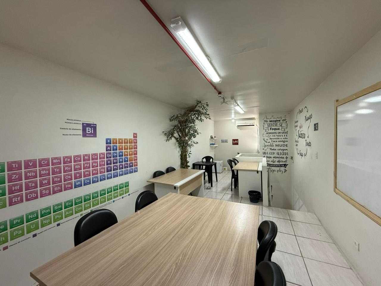 Sala à venda no Candeias: 