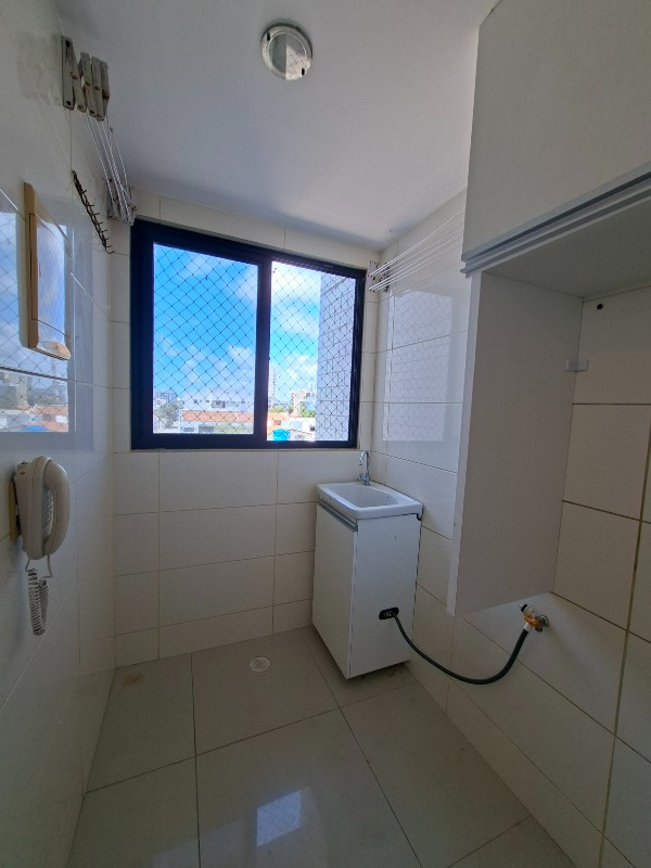 Apartamento à venda no Candeias: 