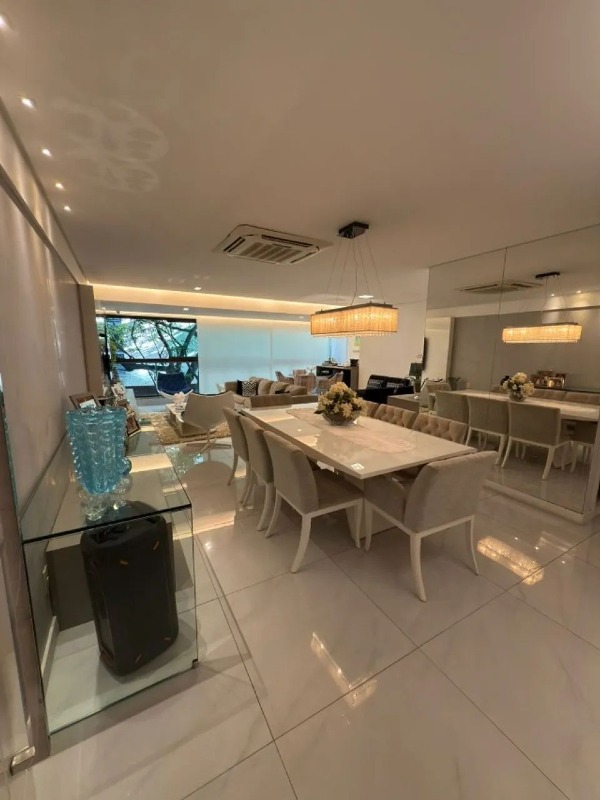 Apartamento à venda no Monteiro: 