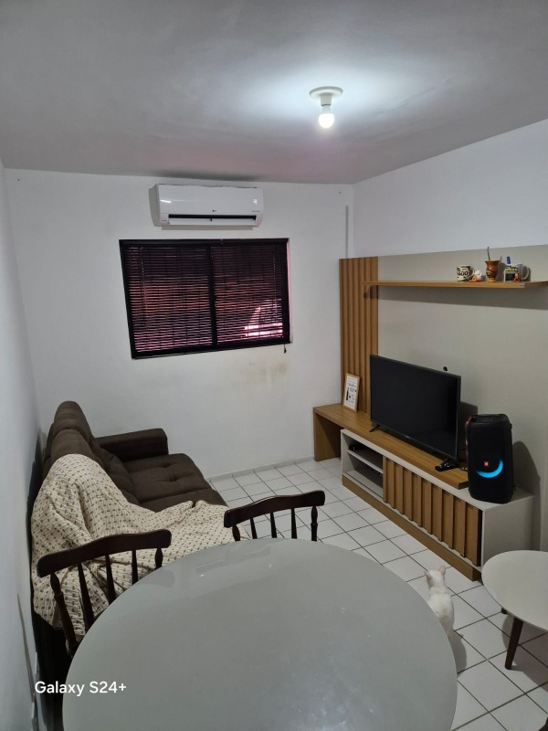 Apartamento à venda no Candeias: 