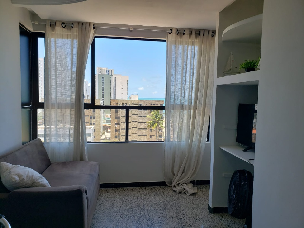 Apartamento para aluguel no Candeias: 
