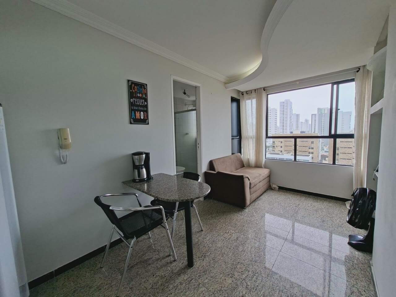 Apartamento para aluguel no Candeias: 