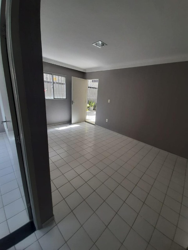 Apartamento à venda no Candeias: 