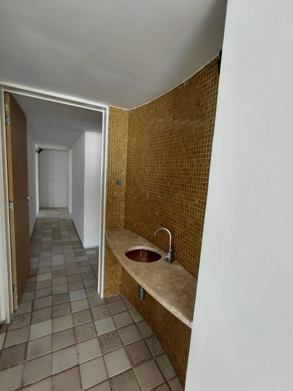 Apartamento à venda no Candeias: 