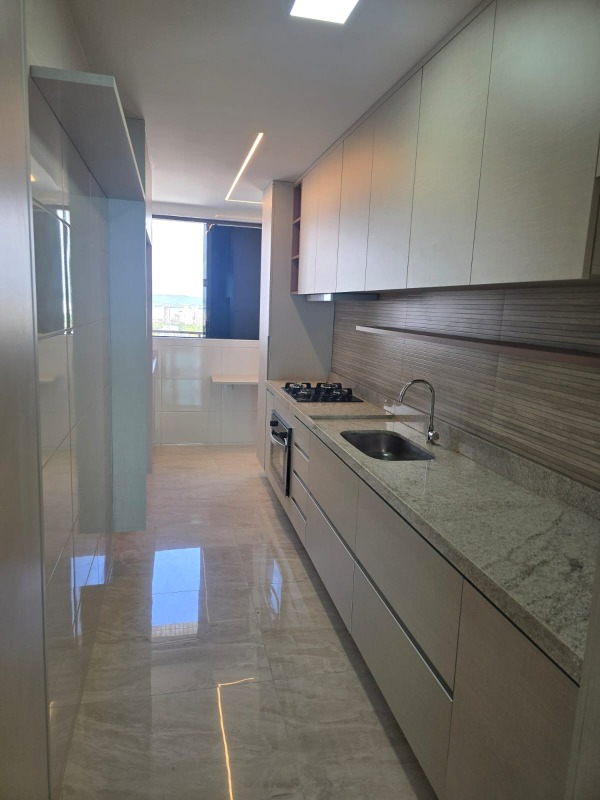 Apartamento para aluguel no Candeias: 