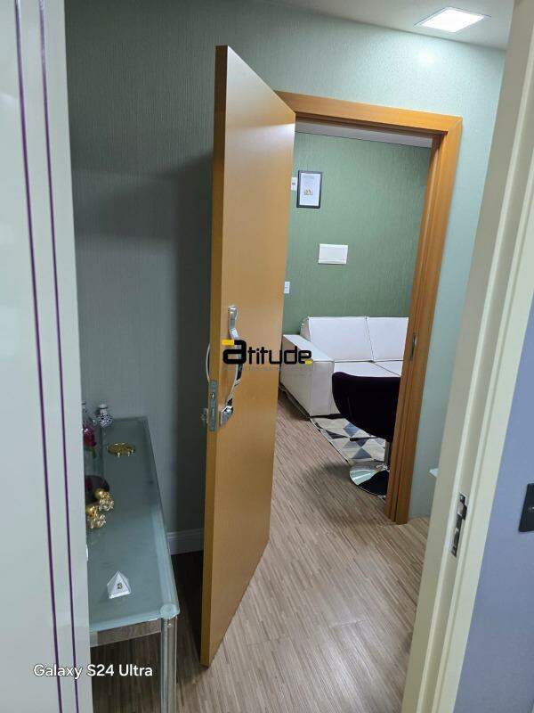 Sala para à venda no Bethaville I em Barueri por 420.000,00: 
