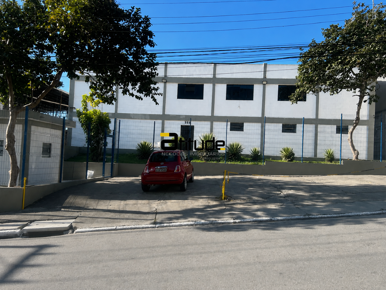 Galpão para para aluguel no Jardim Califórnia em Barueri por 27.000,00: 