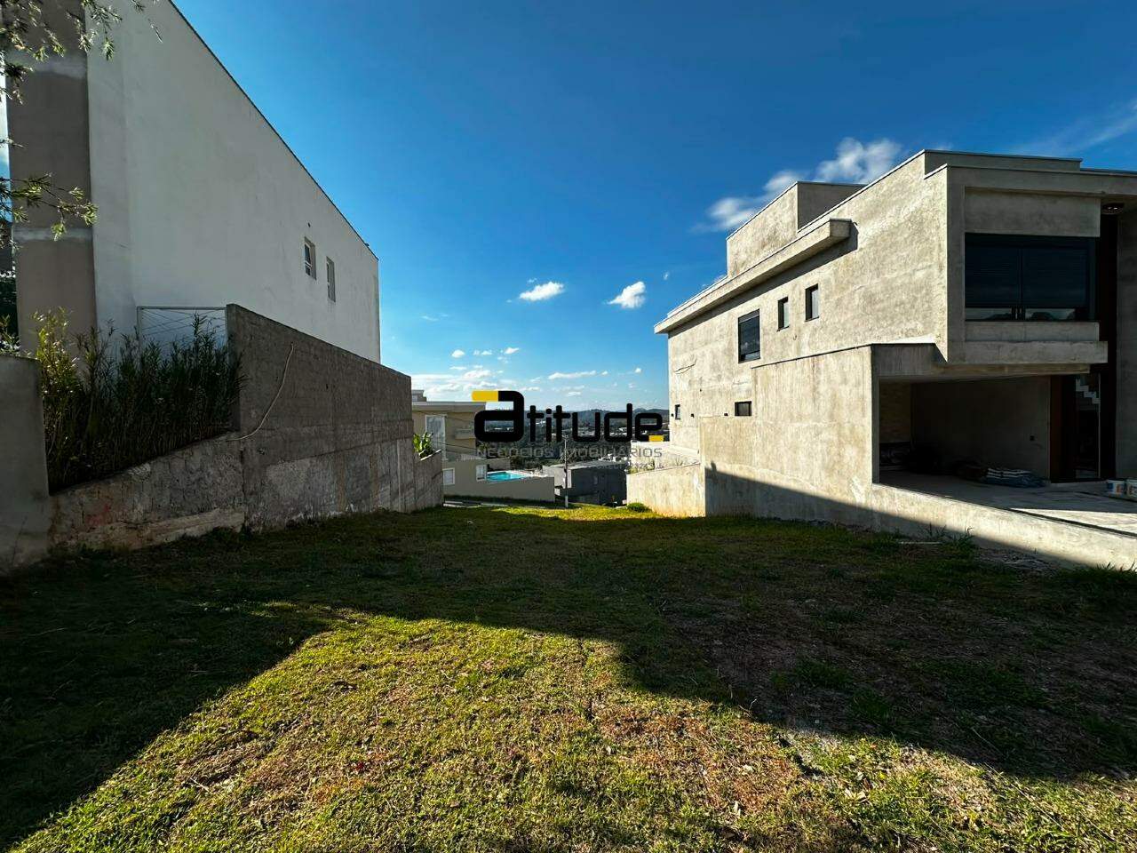 Terreno em condomínio para à venda no Sítio do Rosário em Santana de Parnaíba por 590.000,00: 