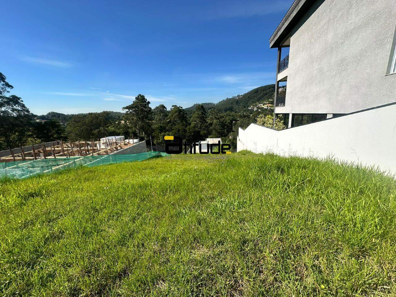 Terreno em condomínio para à venda no Sítio do Morro em Santana de Parnaíba por 580.000,00: 