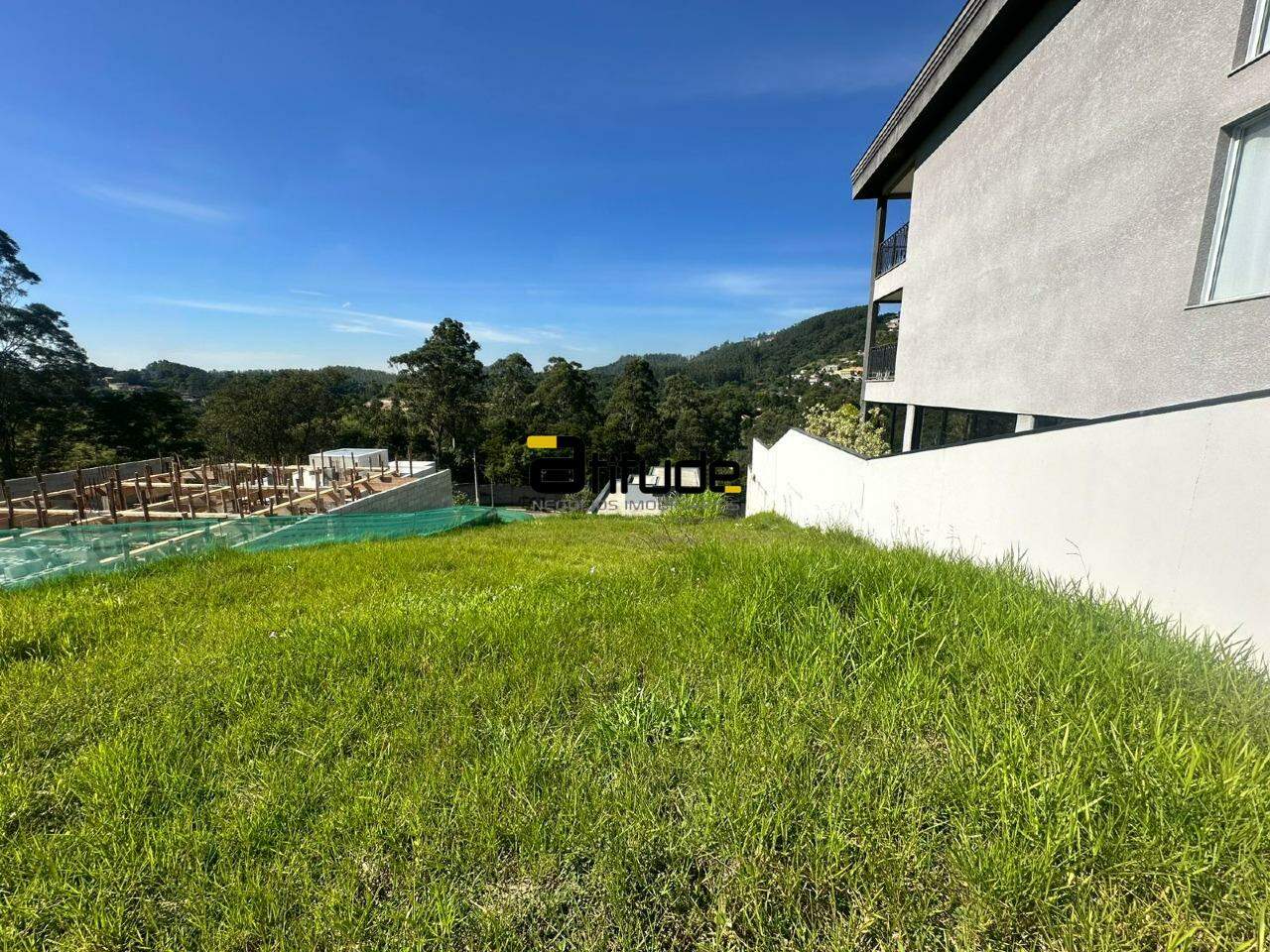 Terreno em condomínio para à venda no Sítio do Morro em Santana de Parnaíba por 580.000,00: 