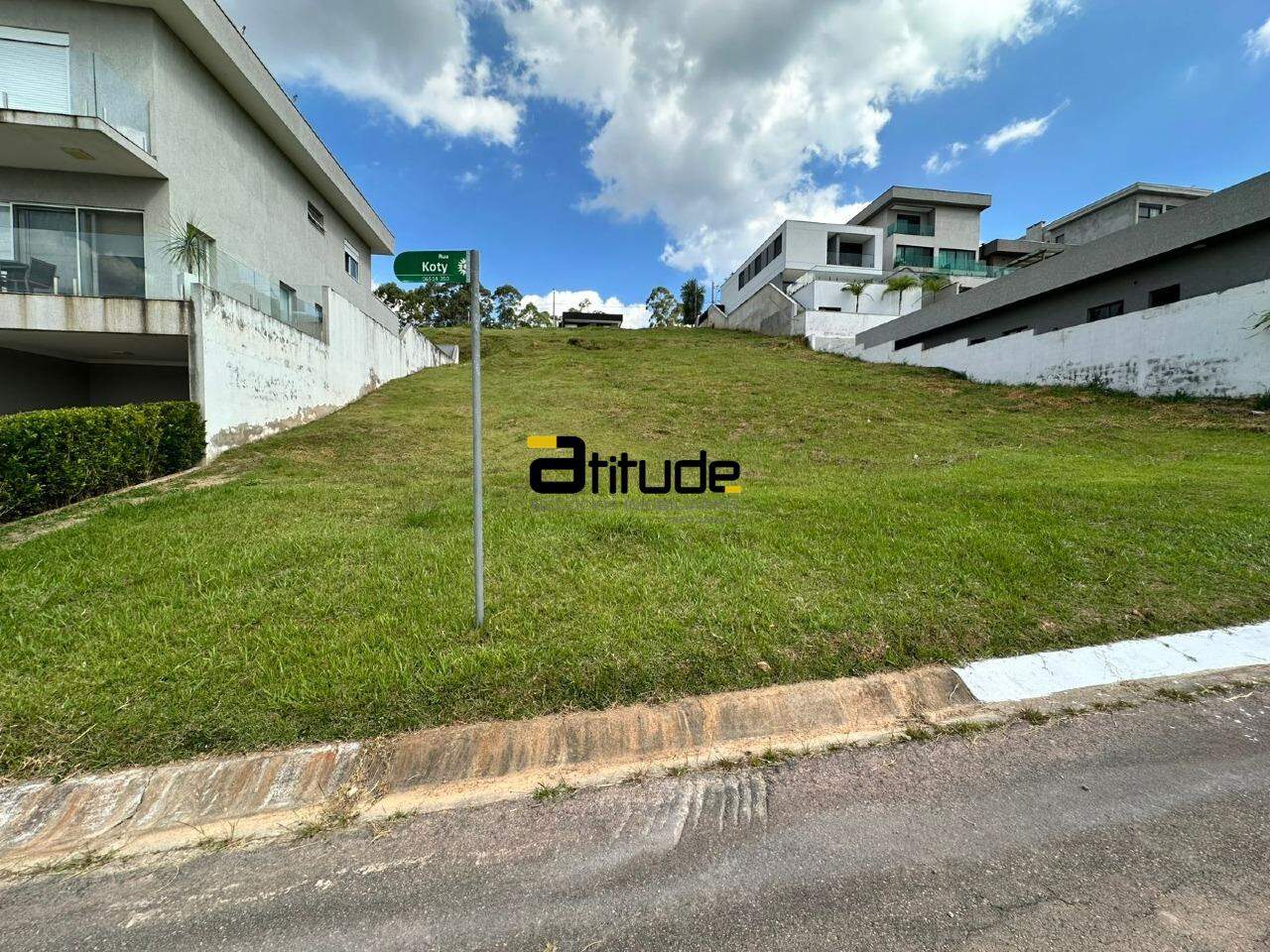 Terreno em condomínio para à venda no Sítio do Rosário em Santana de Parnaíba por 465.000,00: 