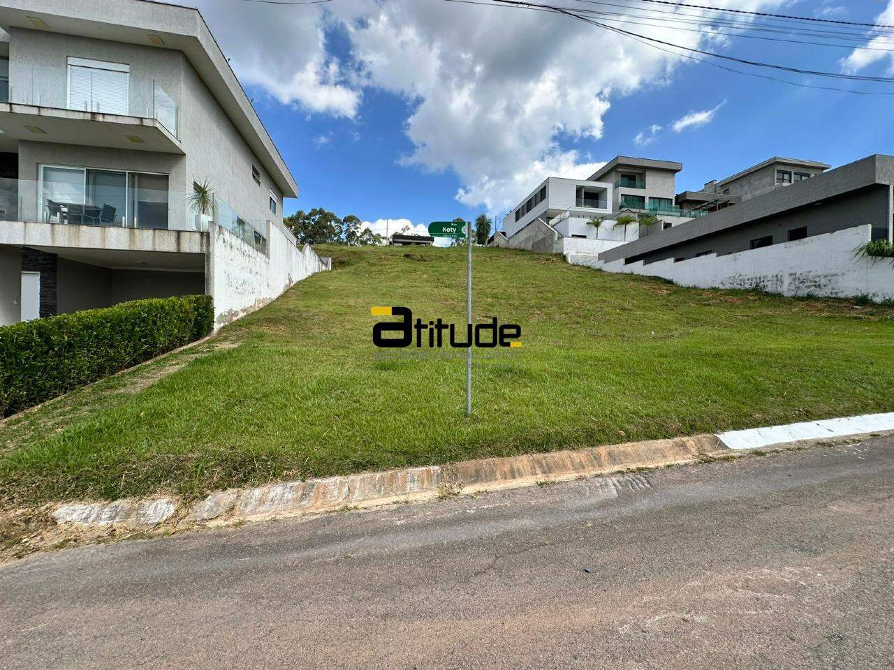 Terreno em condomínio para à venda no Sítio do Rosário em Santana de Parnaíba por 465.000,00: 