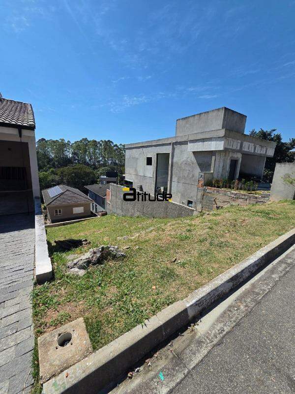 Terreno em condomínio para à venda no Quintas do Ingaí em Santana de Parnaíba por 360.000,00: 