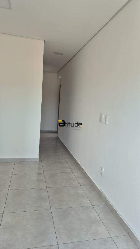 Kitnet para para aluguel no Jardim dos Camargos em Barueri por 1.700,00: 