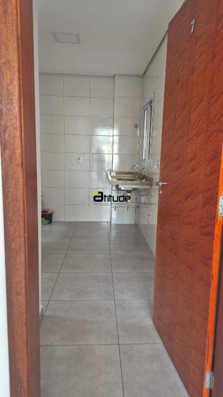 Kitnet para para aluguel no Jardim dos Camargos em Barueri por 1.700,00: 