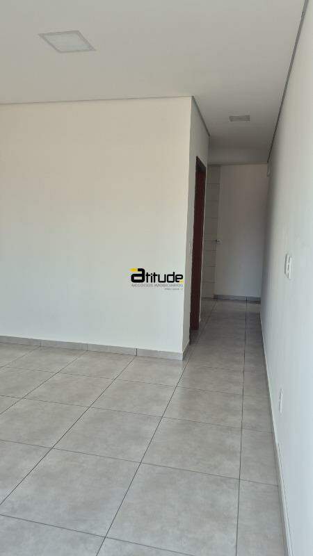 Kitnet para para aluguel no Jardim dos Camargos em Barueri por 1.700,00: 