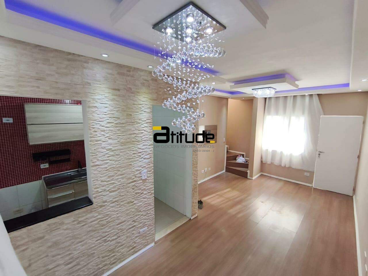 Casa em condomínio para à venda no Jardim Rosa Emília em Jandira por 379.000,00: 