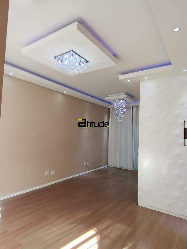 Casa em condomínio para à venda no Jardim Rosa Emília em Jandira por 379.000,00: 