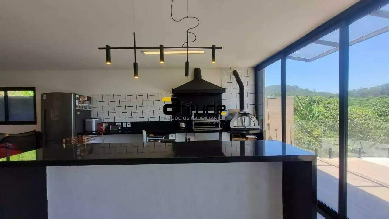 Casa em condomínio para à venda no Sítio do Rosário em Santana de Parnaíba por 3.600.000,00: 