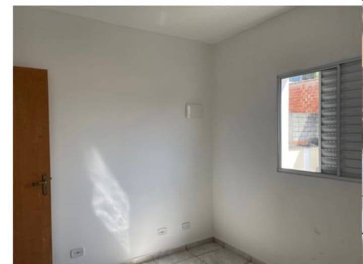 Casa para para aluguel no Vila Santa Rosa em Jandira por 1.900,00: 