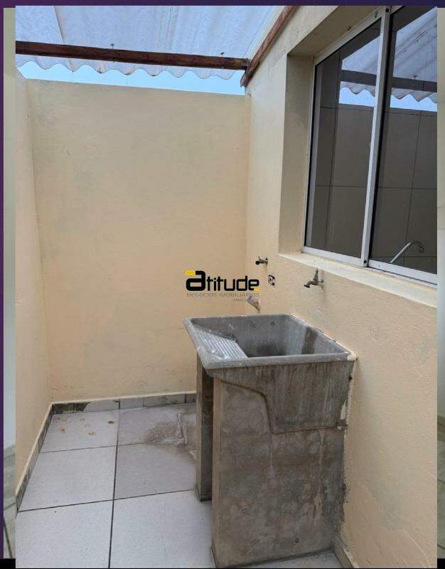 Casa para para aluguel no Vila Santa Rosa em Jandira por 1.900,00: 