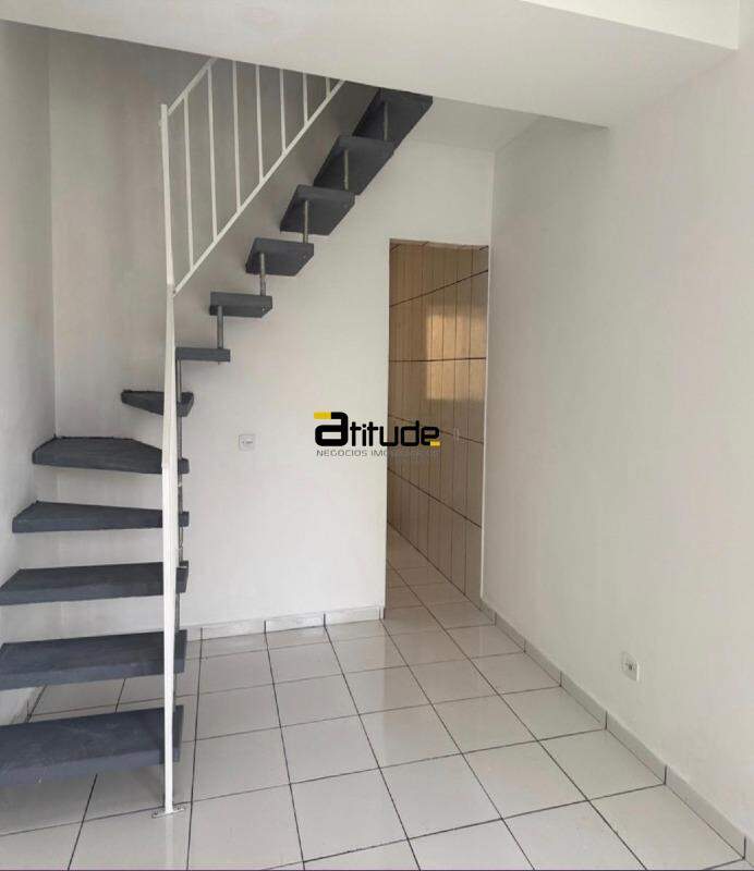 Casa para para aluguel no Vila Santa Rosa em Jandira por 1.900,00: 