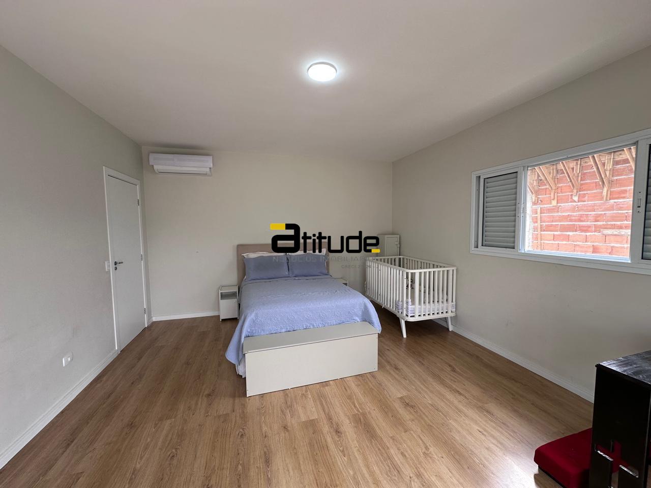 Casa em condomínio para à venda no Sítio do Rosário em Santana de Parnaíba por 2.100.000,00: 