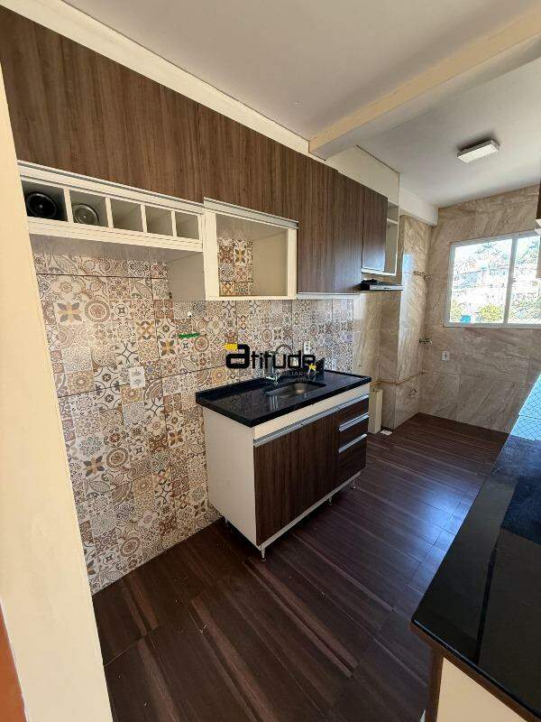 Apartamento para para aluguel no Votupoca em Barueri por 2.300,00: 