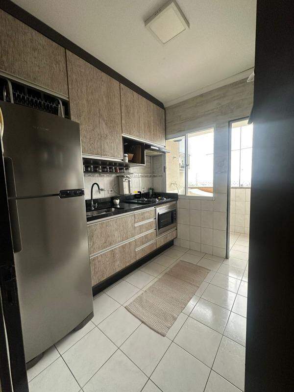 Apartamento para à venda no Centro em Carapicuíba por 375.000,00: 