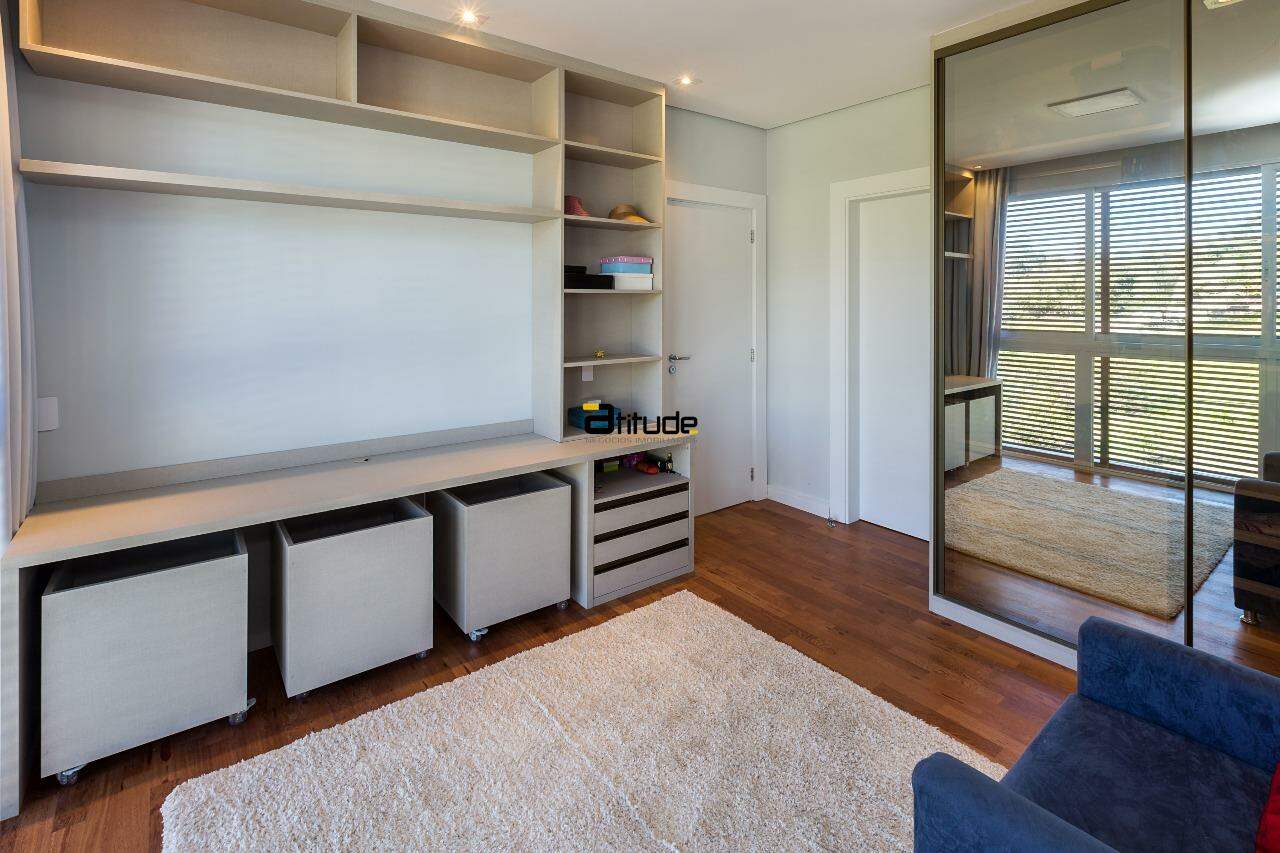 Casa em condomínio para à venda no Quintas do Ingaí em Santana de Parnaíba por 2.600.000,00: 