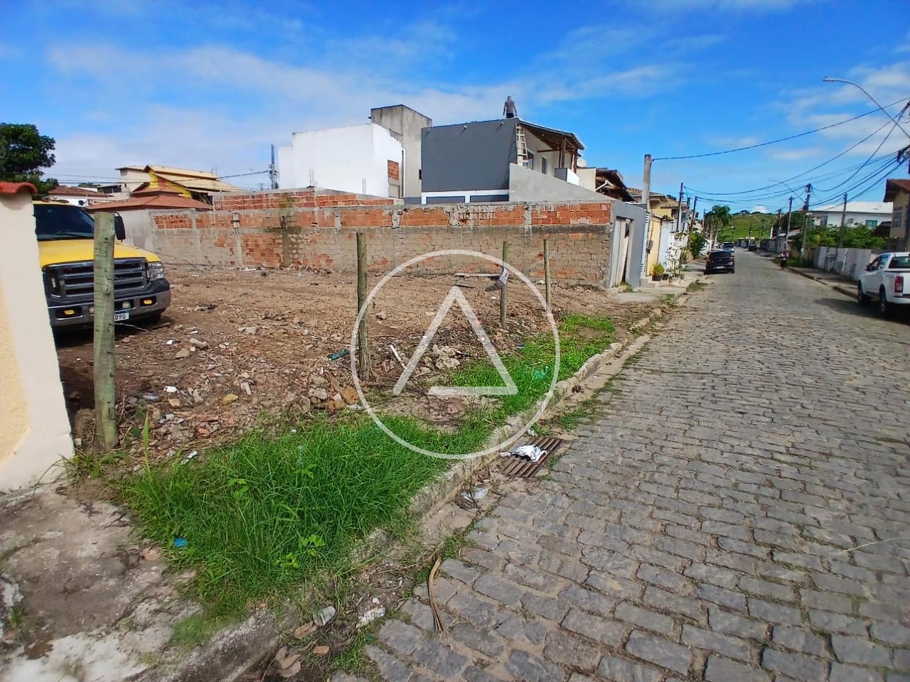 Terreno à venda no Costazul: 