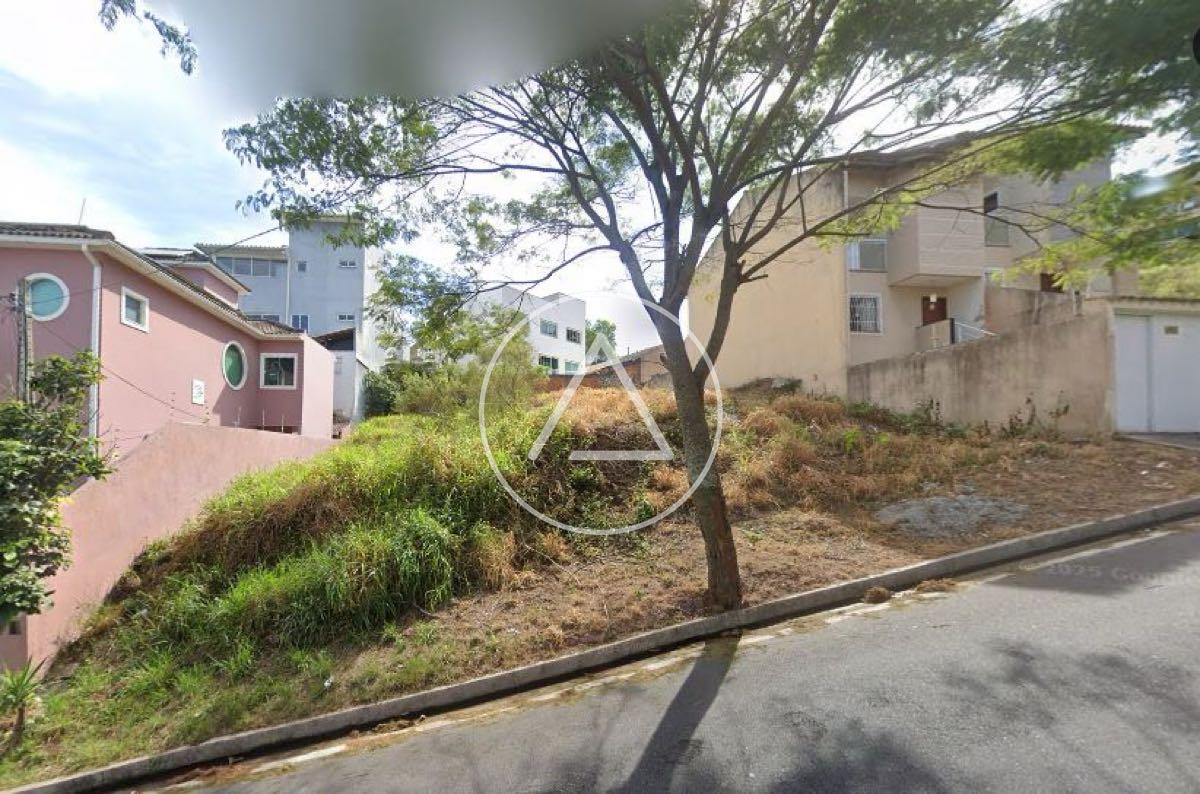 Terreno à venda no Jardim Vitória: 