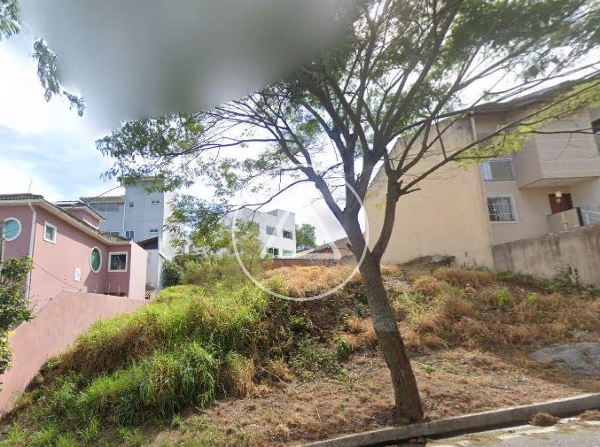 Terreno à venda no Jardim Vitória: 