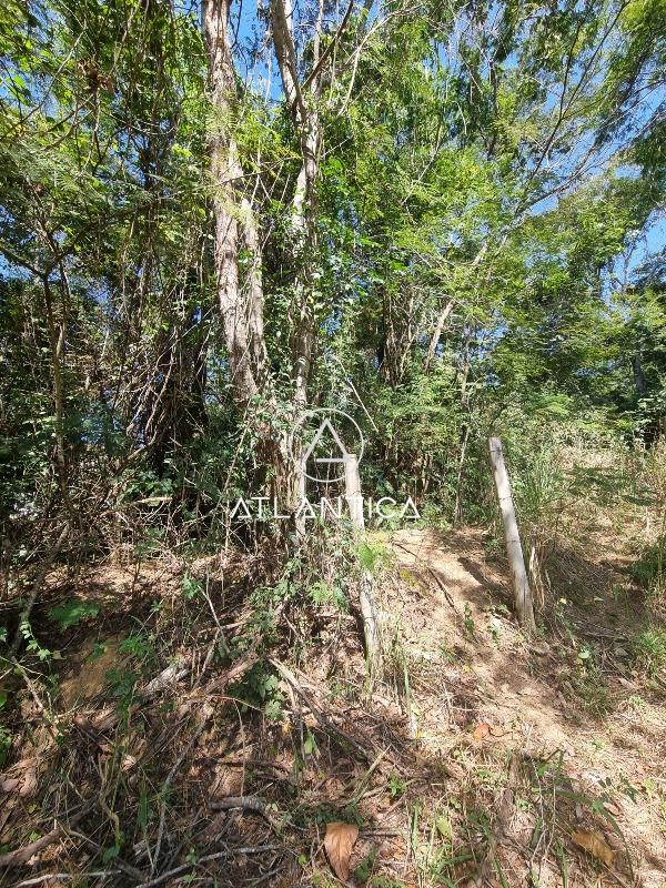 Terreno à venda no Vale Encantado: 