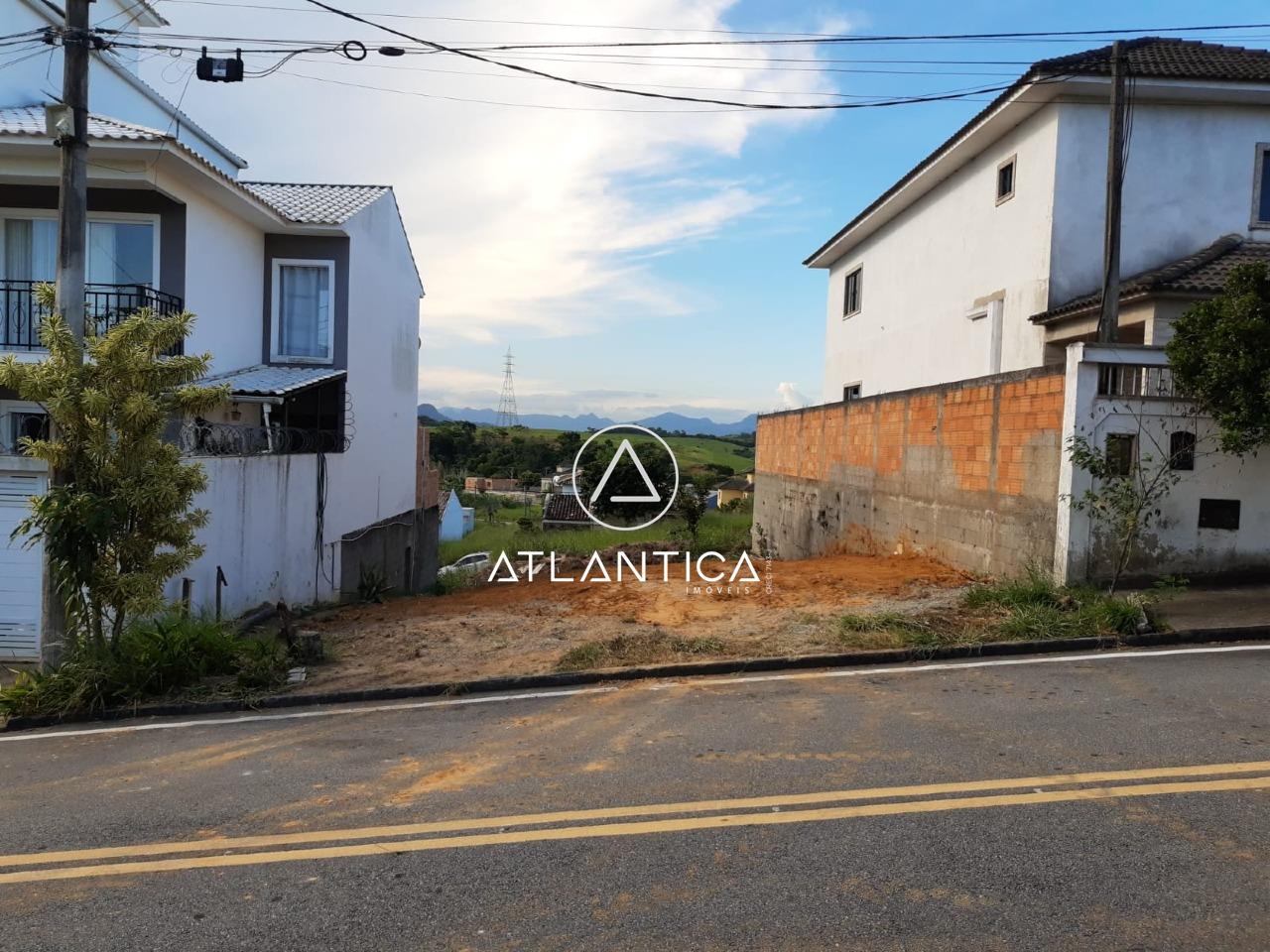 Terreno à venda no Vale das Palmeiras: 