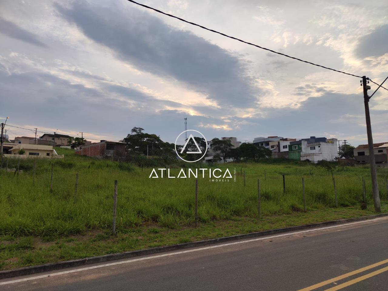 Terreno à venda no Vale das Palmeiras: 