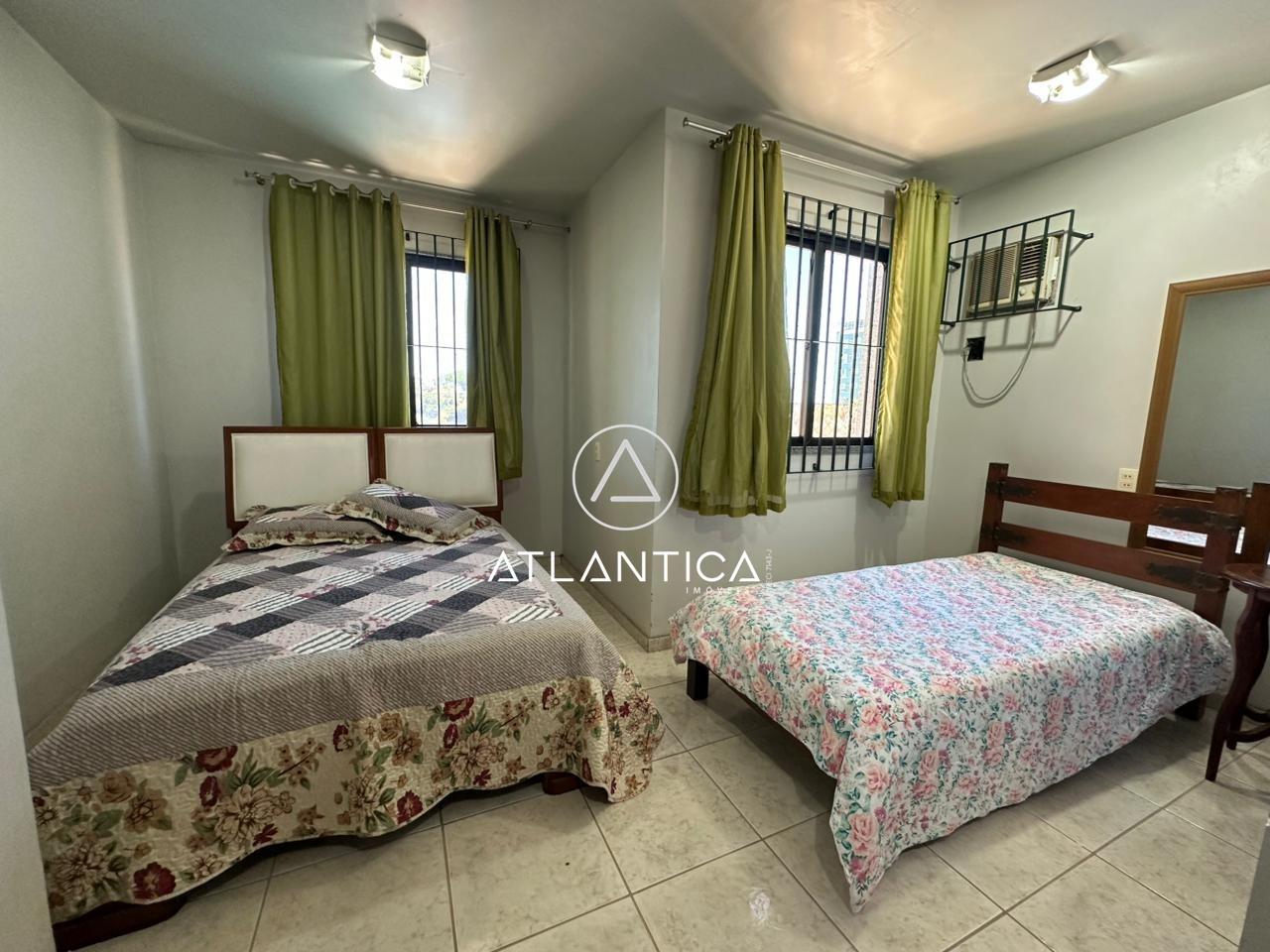 Casa à venda no Imbetiba: 