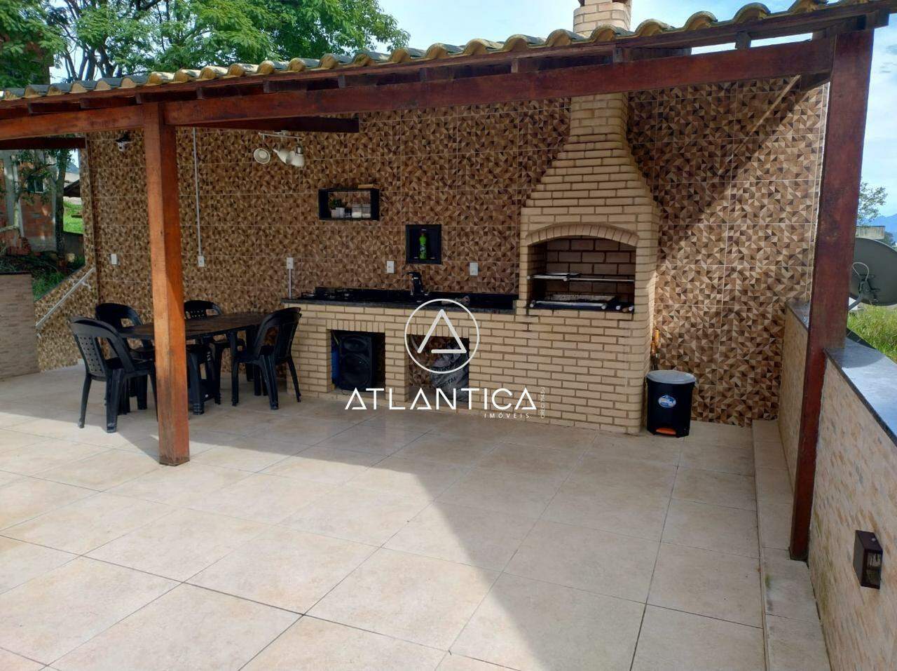 Casa à venda no Loteamento Extensão do Serramar: 