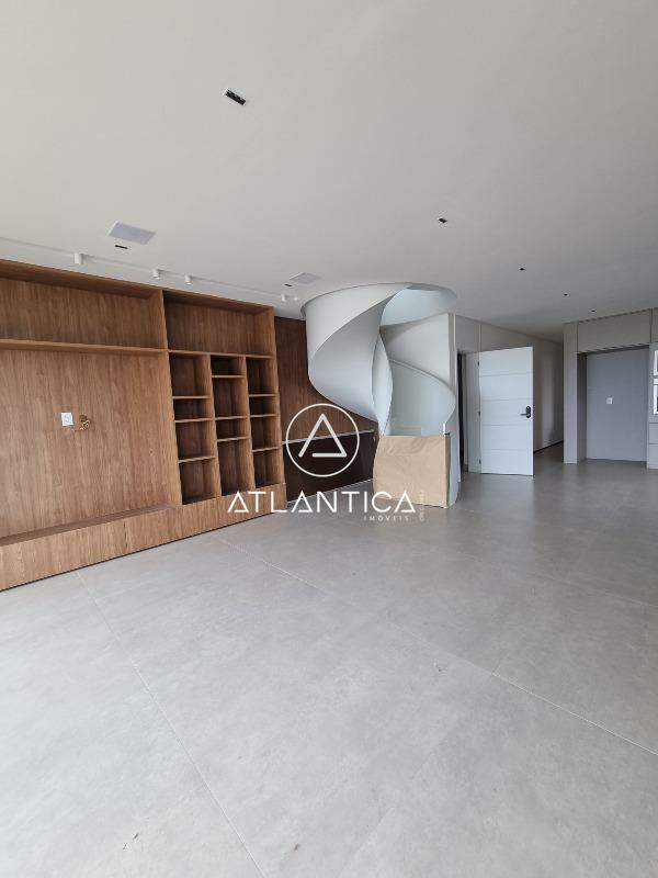 Cobertura à venda no Praia do Pecado: 