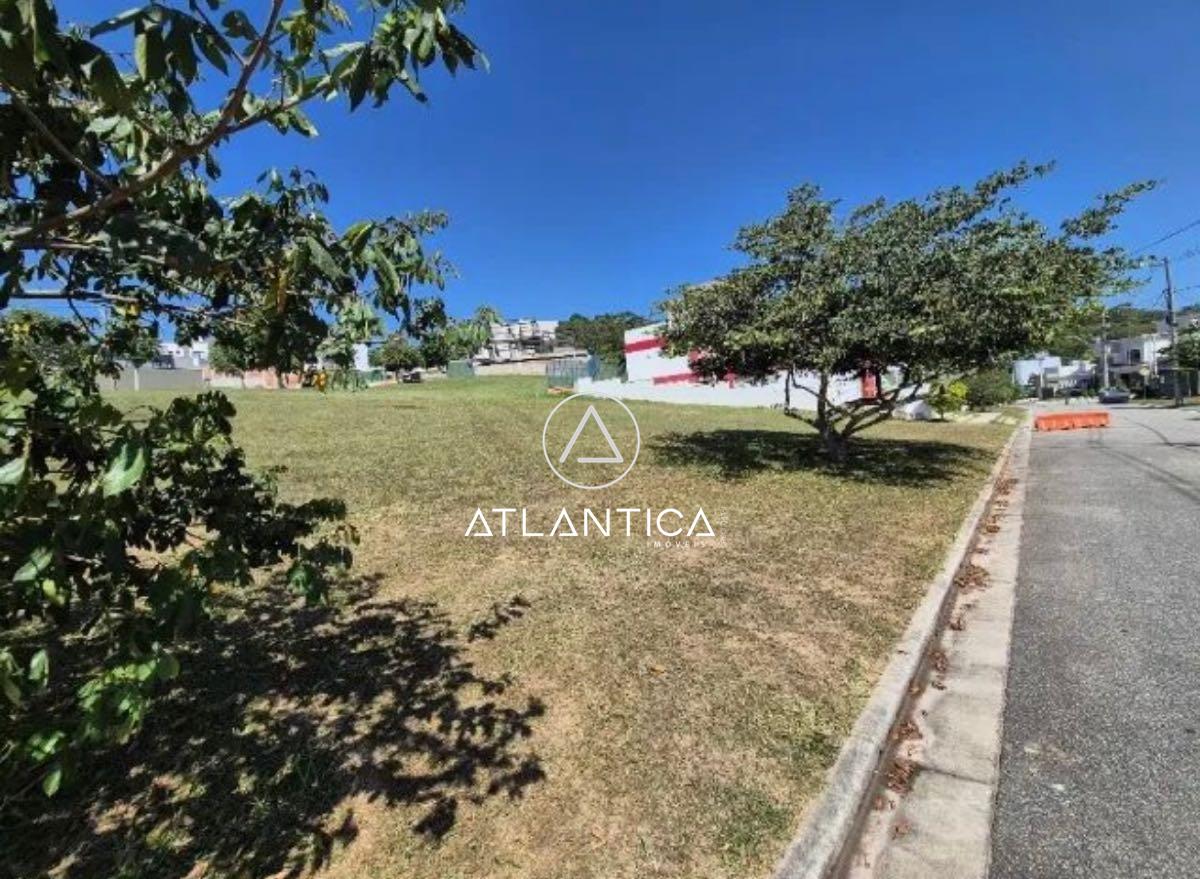 Terreno à venda no Alphaville: 