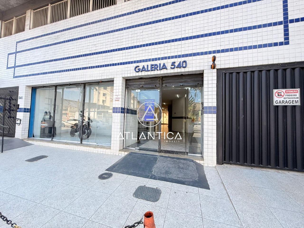 Sala à venda no Centro: 