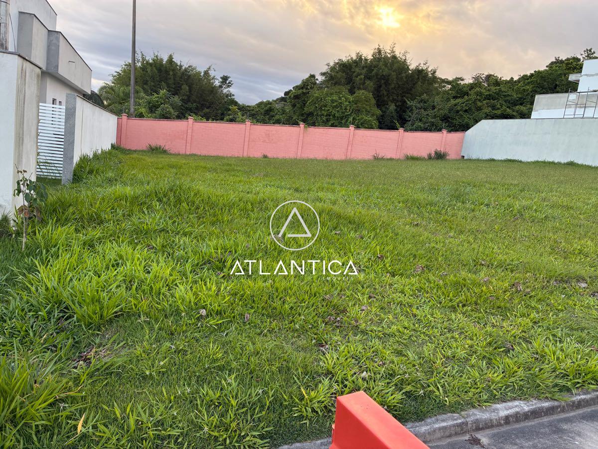 Terreno à venda no Alphaville: 