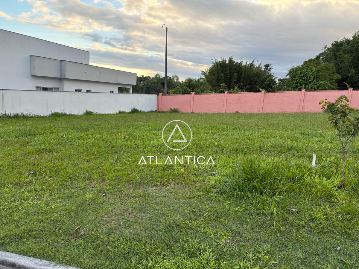 Terreno à venda no Alphaville: 