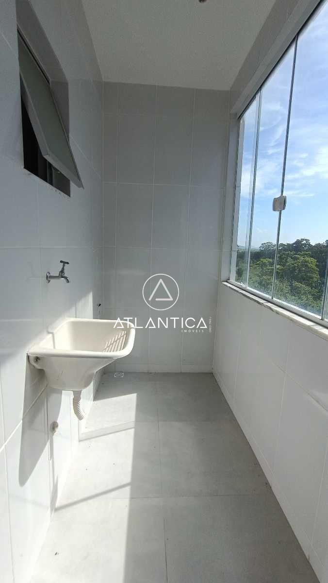 Apartamento à venda no Maria Turri: 