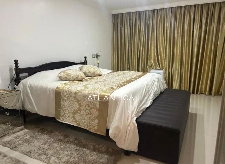 Casa em condomínio à venda no Granja dos Cavaleiros: 