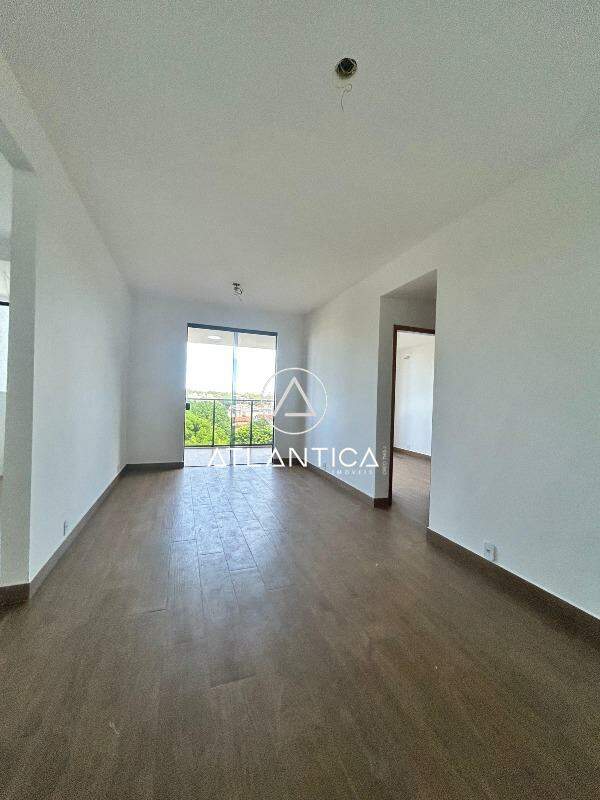 Apartamento à venda no Costazul: 