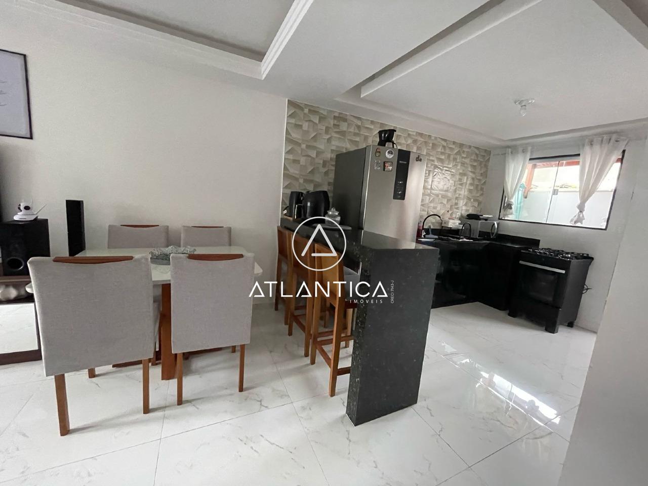 Casa à venda no Village Rio das Ostras: 