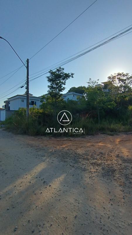 Terreno à venda no Extensão Serramar: 