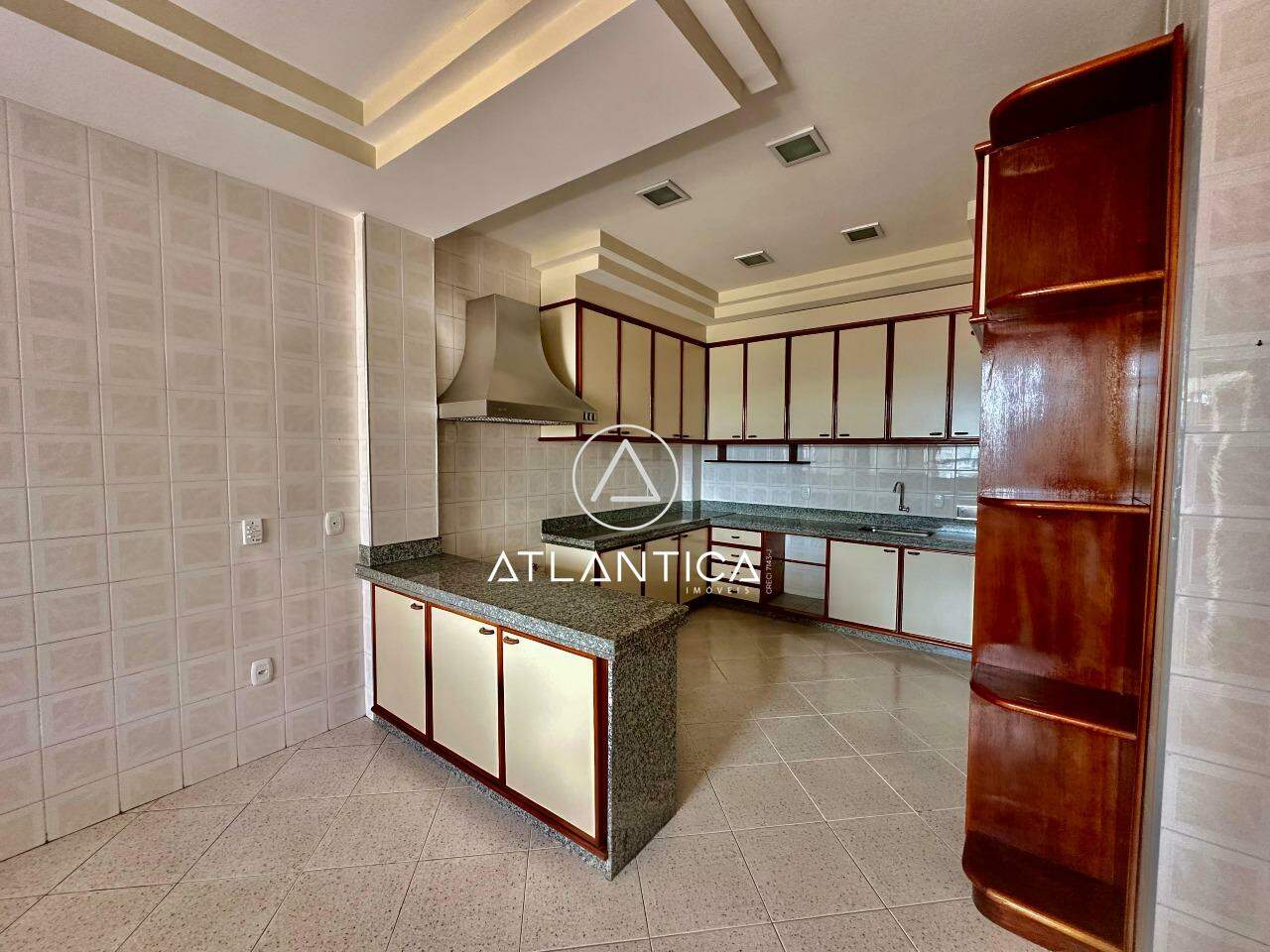 Apartamento à venda no Imbetiba: 