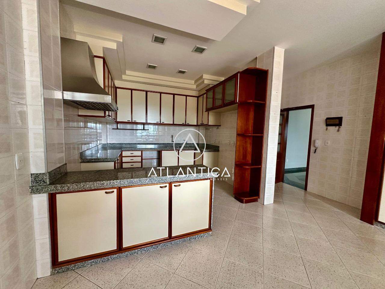 Apartamento à venda no Imbetiba: 